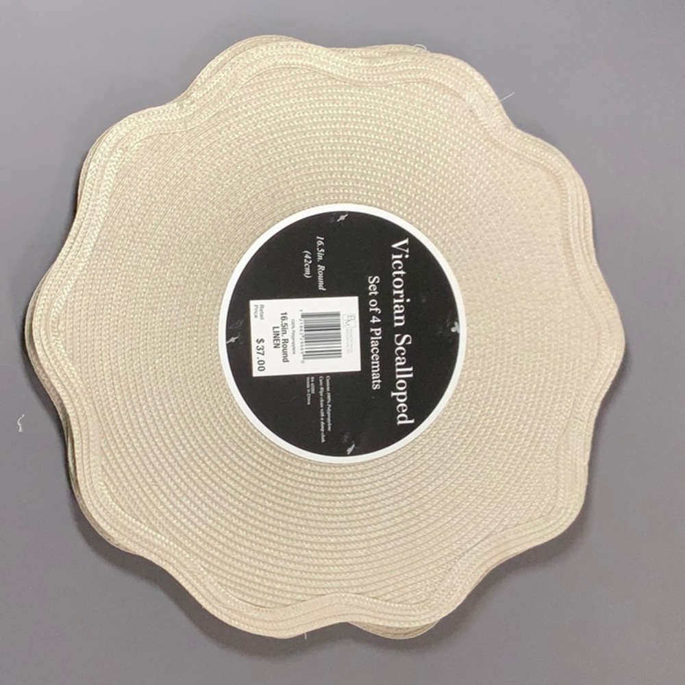 NEW Benson Mills Victorian Scalloped Placemats Tan Linen Set